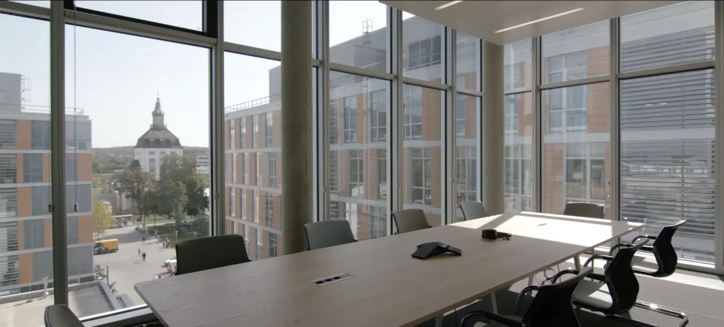 Conference room with Solar Shading off